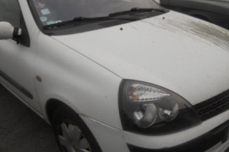 Poignee interieur avant gauche RENAULT CLIO 2