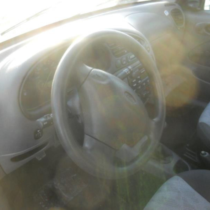 Neiman FORD FIESTA 4 Photo n°8
