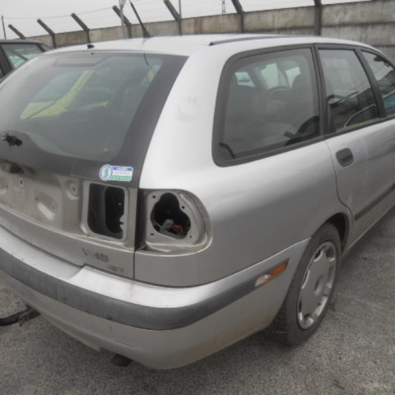Malle/Hayon arriere VOLVO V 40 1 Photo n°4