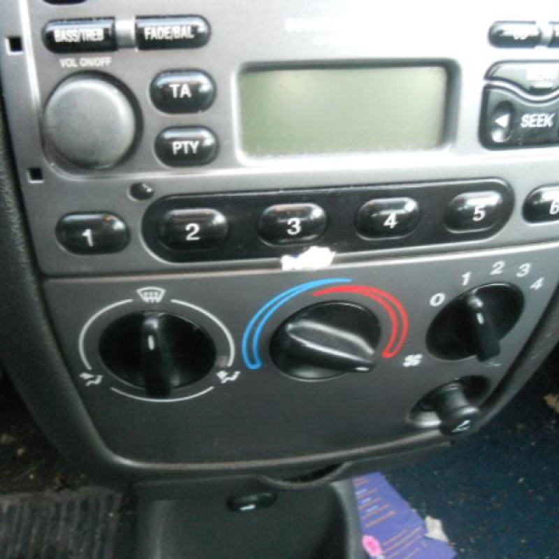 Avertisseur/Klaxon FORD FIESTA 4 Photo n°9