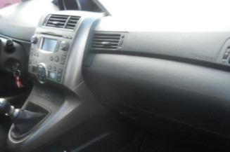 Serrure avant gauche TOYOTA VERSO