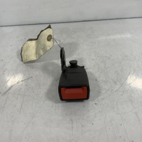 Attache ceinture arriere droit OPEL CORSA D
