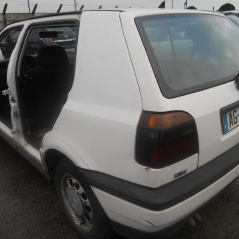 Serrure de coffre VOLKSWAGEN GOLF 3 Photo n°7
