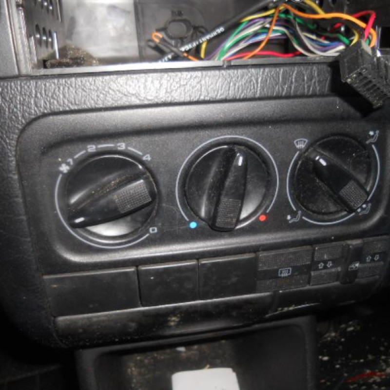 Serrure de coffre VOLKSWAGEN GOLF 3 Photo n°9