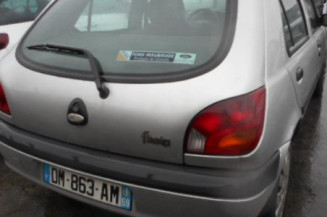 Leve vitre electrique avant droit FORD FIESTA 4
