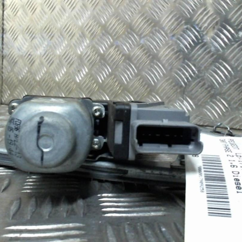 Leve vitre electrique arriere gauche PEUGEOT 307 Photo n°2