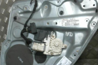 Leve vitre electrique arriere droit VOLKSWAGEN GOLF 4 Photo n°1
