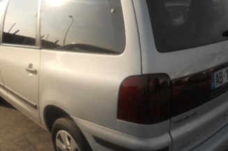 Bras essuie glace arriere VOLKSWAGEN SHARAN 1