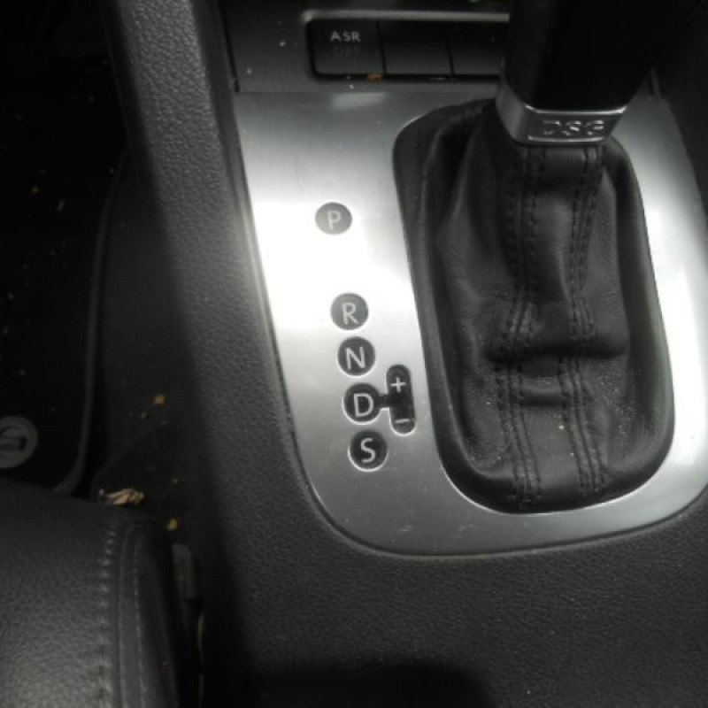 Porte arriere droit VOLKSWAGEN GOLF 5 Photo n°10