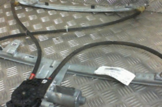 Leve vitre electrique avant droit CITROEN XSARA PICASSO Photo n°1