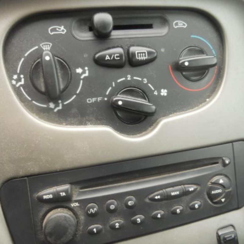 Leve vitre electrique avant droit CITROEN XSARA PICASSO Photo n°8