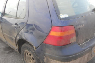Serrure de coffre VOLKSWAGEN GOLF 4