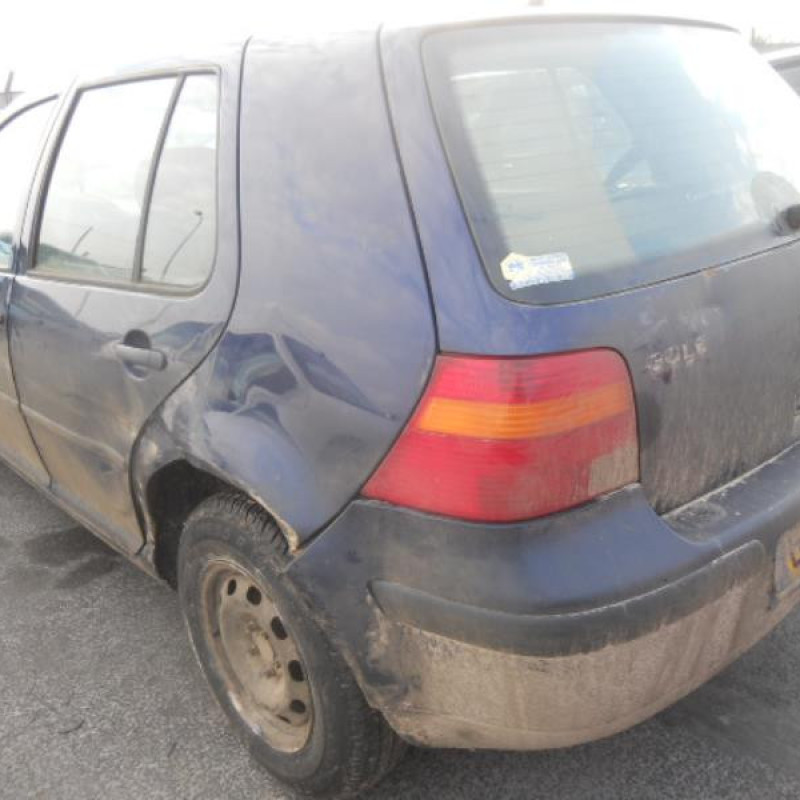 Serrure de coffre VOLKSWAGEN GOLF 4 Photo n°4