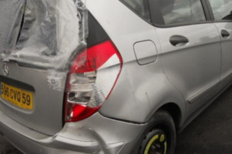 Optique avant principal gauche (feux)(phare) MERCEDES CLASSE A 169