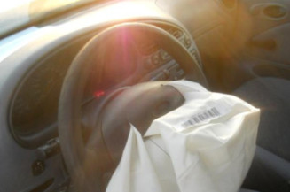 Leve vitre mecanique avant droit FORD FIESTA 4