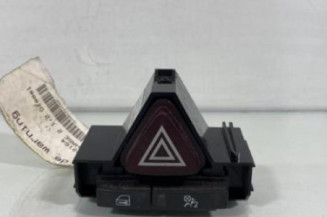 Bouton de warning OPEL CORSA D Photo n°1