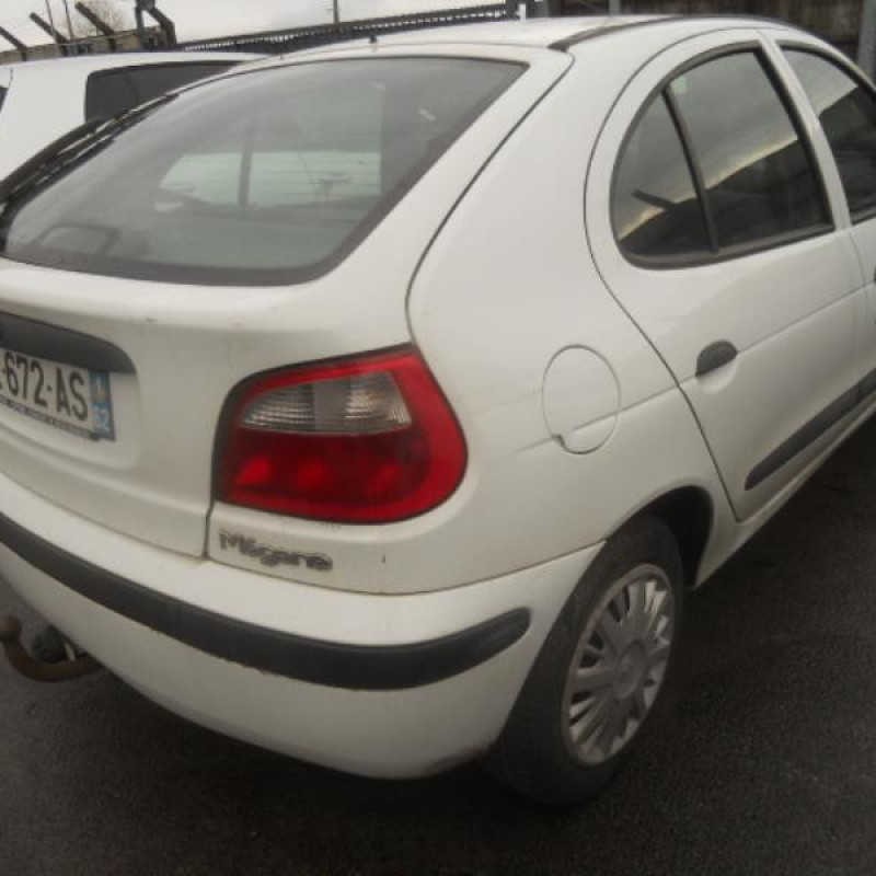 Serrure avant droit RENAULT MEGANE 1 Photo n°6