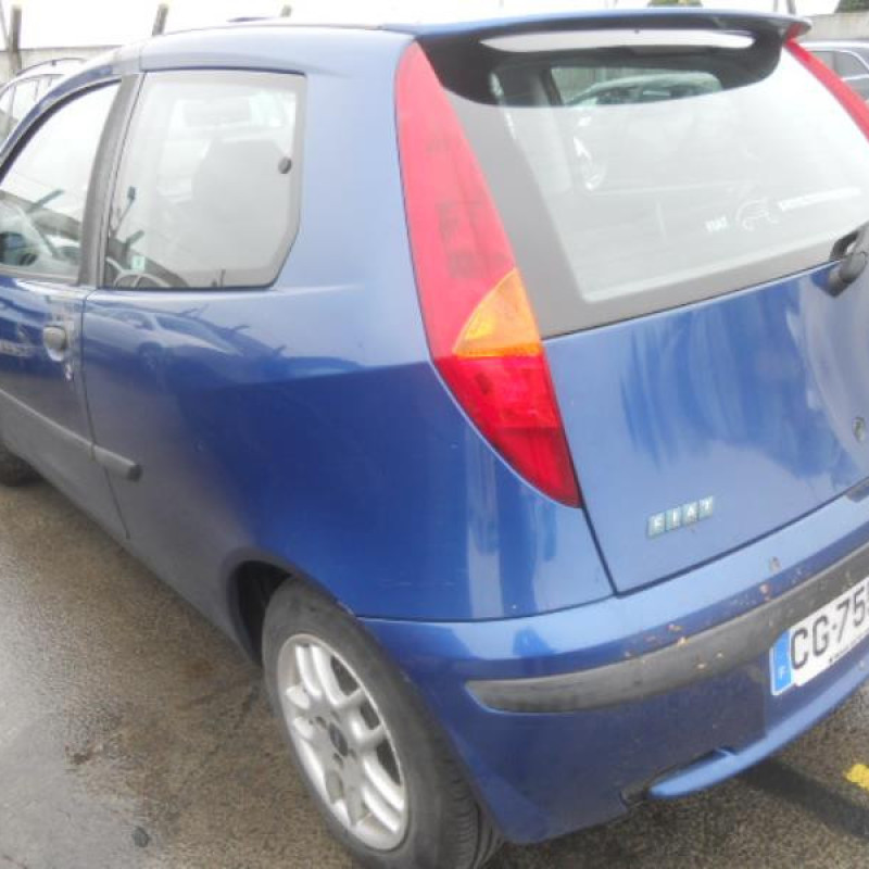 Moteur essuie glace arriere FIAT PUNTO 2 Photo n°6