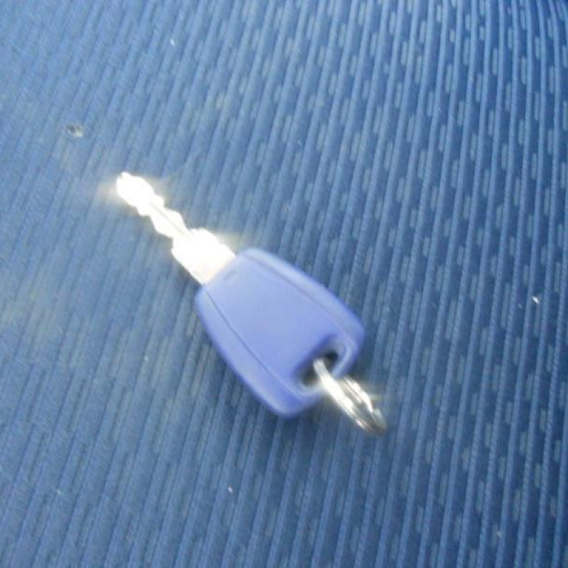 Moteur essuie glace arriere FIAT PUNTO 2 Photo n°9