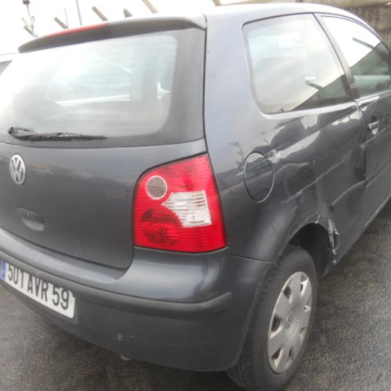 Bras essuie glace avant gauche VOLKSWAGEN POLO 4 Photo n°3
