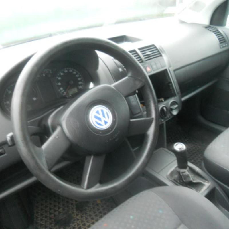 Bras essuie glace avant gauche VOLKSWAGEN POLO 4 Photo n°5
