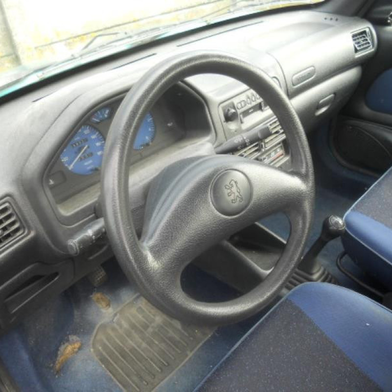 Moteur essuie glace arriere PEUGEOT 106 Photo n°7