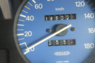 Moteur essuie glace arriere PEUGEOT 106