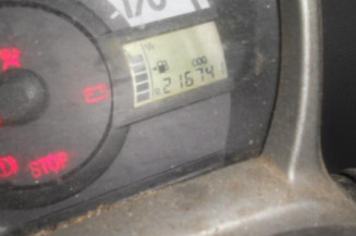 Attache ceinture avant droit PEUGEOT 107