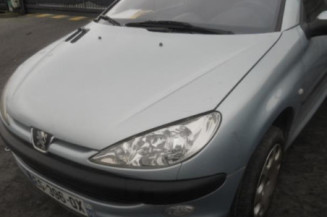 Pretensionneur de ceinture avant droit PEUGEOT 206