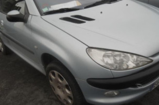 Pretensionneur de ceinture avant droit PEUGEOT 206
