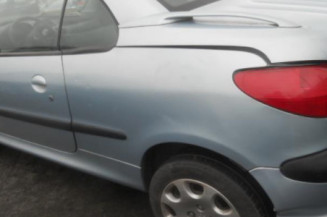 Pretensionneur de ceinture avant droit PEUGEOT 206