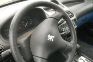 Pretensionneur de ceinture avant droit PEUGEOT 206