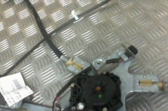 Leve vitre electrique avant droit SEAT CORDOBA 1