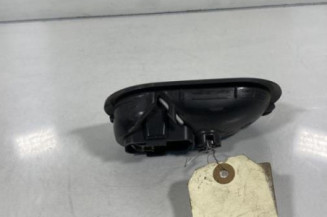 Poignee interieur avant droit RENAULT CLIO 3