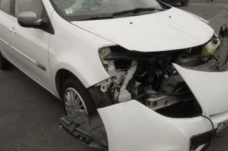 Poignee interieur avant droit RENAULT CLIO 3