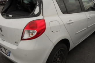 Poignee interieur avant droit RENAULT CLIO 3
