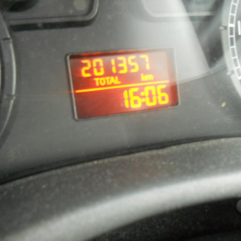 Poignee interieur avant gauche FIAT PUNTO 2 Photo n°8