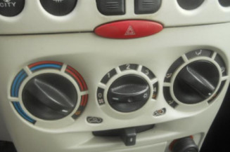 Poignee interieur avant gauche FIAT PUNTO 2