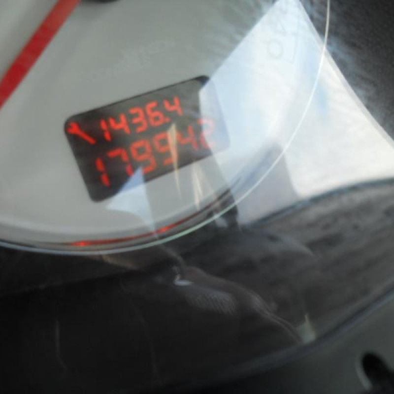 Bouton de warning PEUGEOT 307 Photo n°10