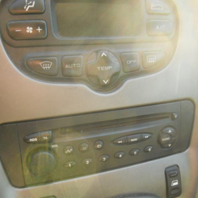 Traverse superieure CITROEN XSARA PICASSO Photo n°8