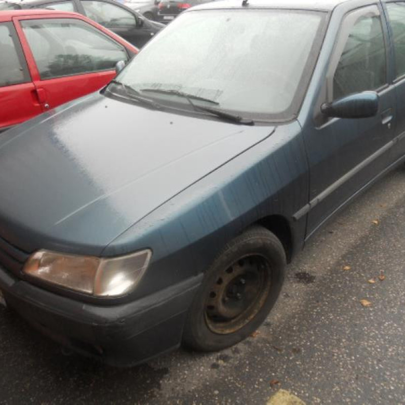 Aile avant droit PEUGEOT 306 Photo n°3