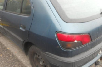 Aile avant droit PEUGEOT 306