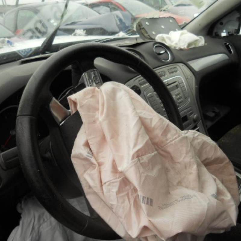 Serrure avant droit FORD MONDEO 3 Photo n°9