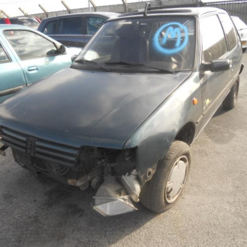Bras essuie glace arriere PEUGEOT 205 Photo n°1