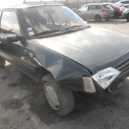 Bras essuie glace arriere PEUGEOT 205