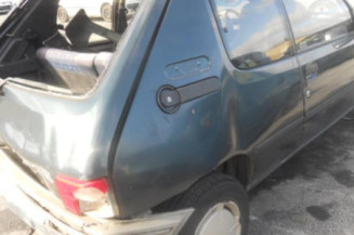Bras essuie glace arriere PEUGEOT 205