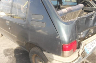 Bras essuie glace arriere PEUGEOT 205