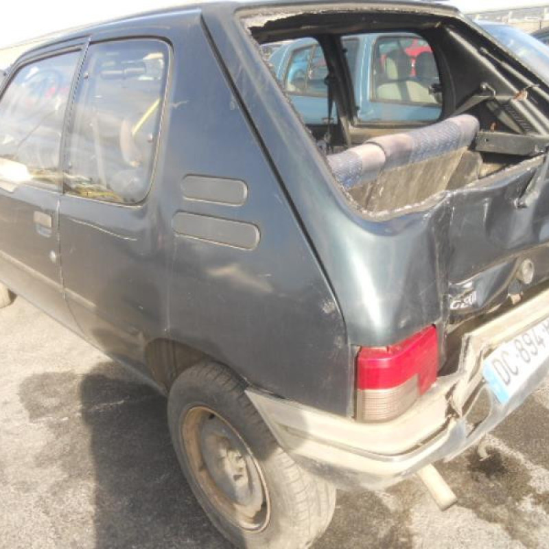 Bras essuie glace arriere PEUGEOT 205 Photo n°4