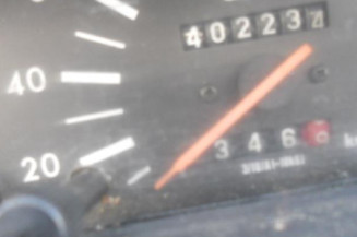 Bras essuie glace arriere PEUGEOT 205