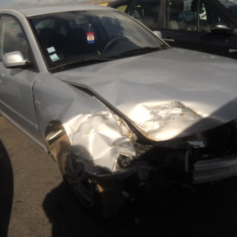 Pretensionneur de ceinture avant droit VOLKSWAGEN PASSAT 4 Photo n°5